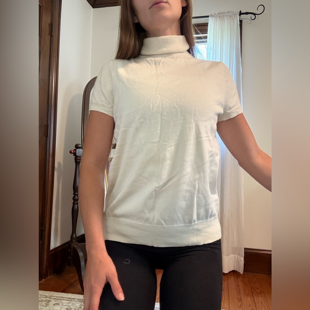Banana Republic White Turtleneck Short Sleeve Sweater